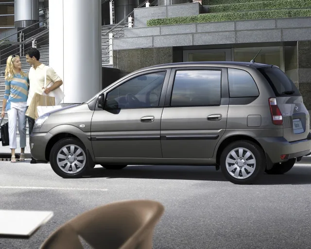 Hyundai Matrix (Хюндай, Хундай Матрикс) микровэн — 4