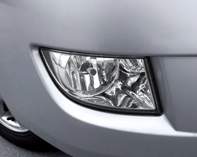 Hyundai Matrix (Хюндай, Хундай Матрикс) микровэн — 12