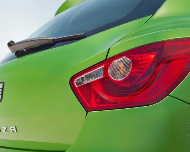 SEAT Ibiza 2012 (СЕАТ Ибица) хэтчбек — 20