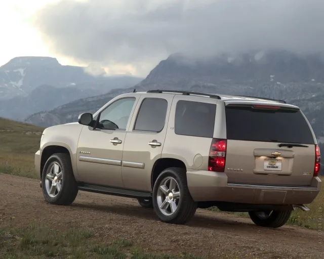 Chevrolet Tahoe 2008 (Шевроле Тахо) внедорожник — 9