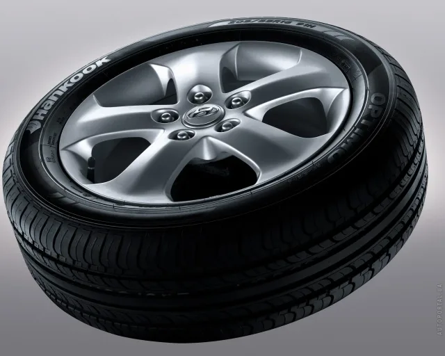 Hyundai Elantra HD седан — 5
