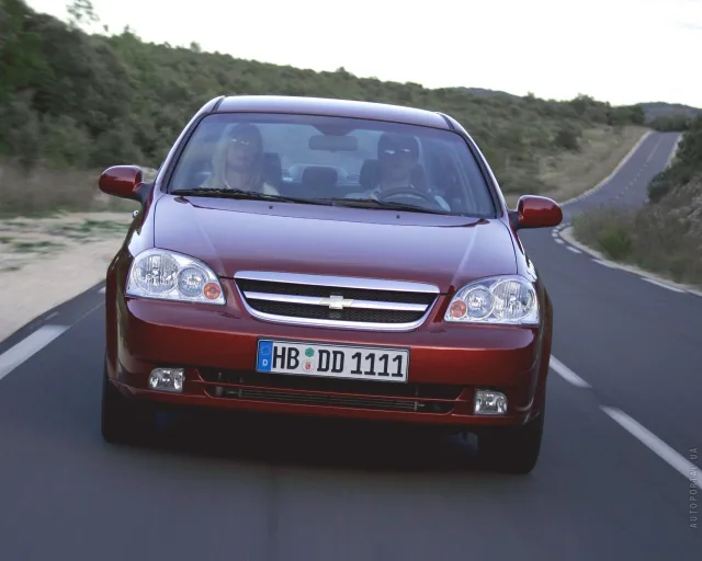Chevrolet Lacetti (Шевроле Лачетти) cедан — 24