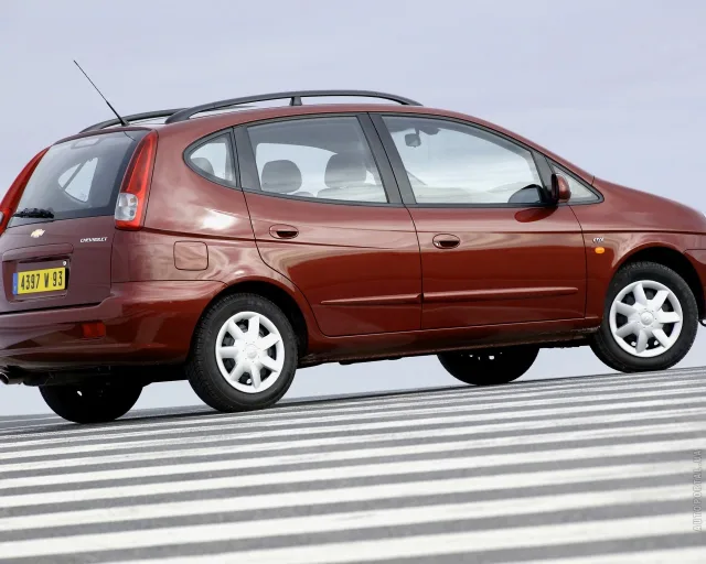Chevrolet Tacuma microvan — 15
