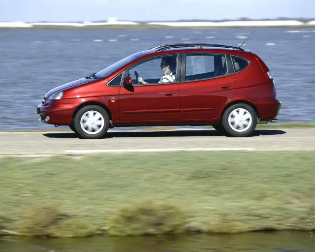 Chevrolet Tacuma microvan — 23