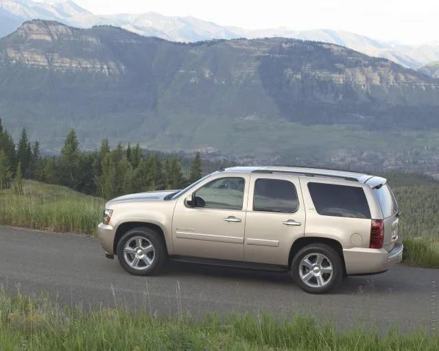 Chevrolet Tahoe 2008 (Шевроле Тахо) внедорожник — 6