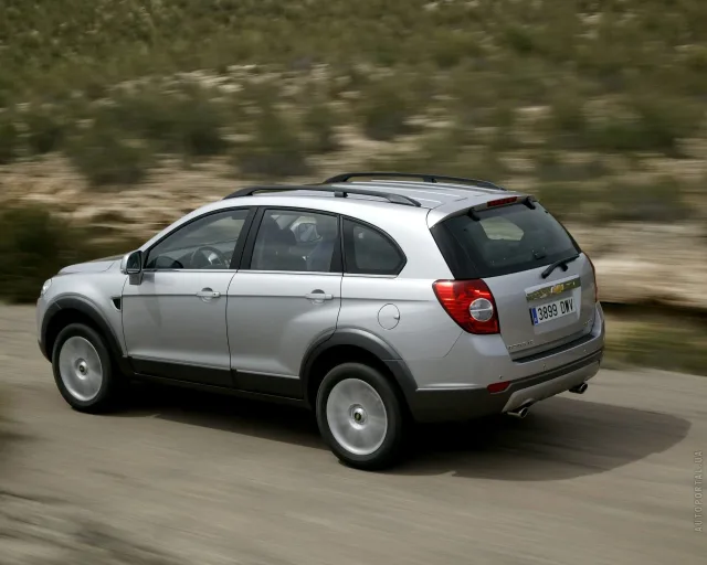 Chevrolet Captiva 2.4 AT LT — 15