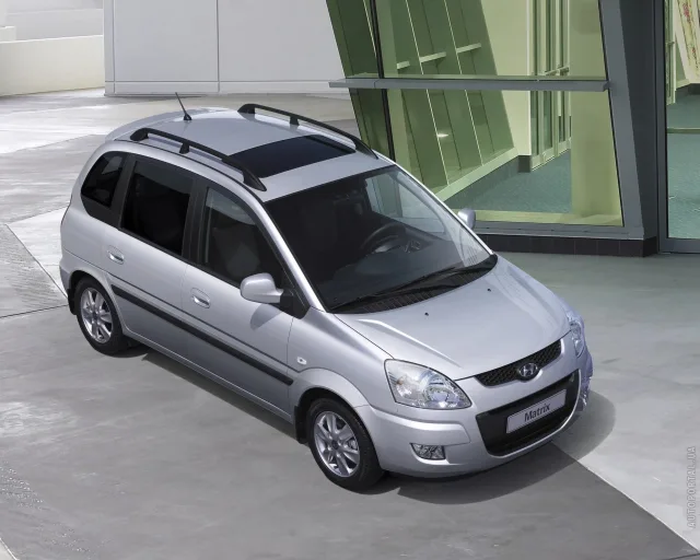 Hyundai Matrix (Хюндай, Хундай Матрикс) микровэн — 3