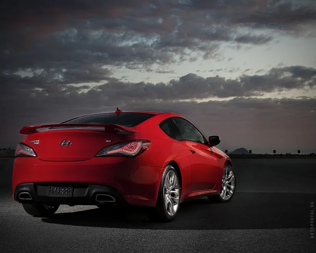 Hyundai Genesis Coupe 2012 купе — 15