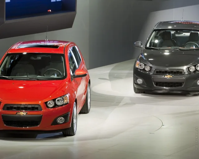 Chevrolet Aveo 2012 (Шевроле Авео) 5-ти дверный хэтчбек — 20
