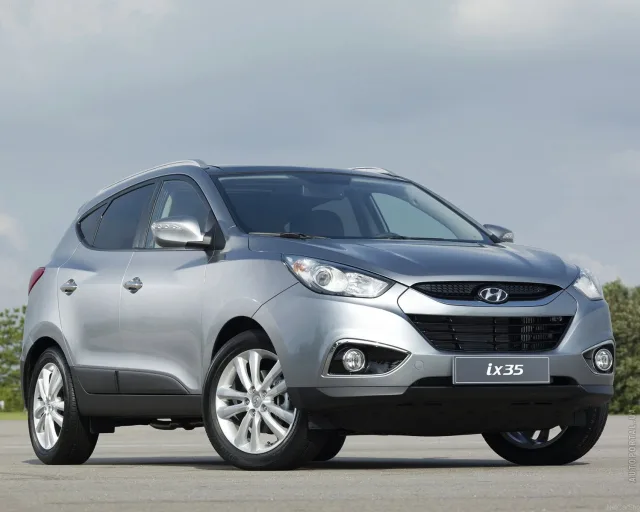 Hyundai ix35 2.0 4WD AT Comfort — 22
