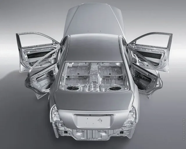 Hyundai Elantra XD sedan — 9