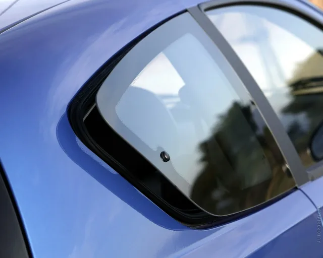 Chevrolet Aveo 3-дверний хетчбек — 10