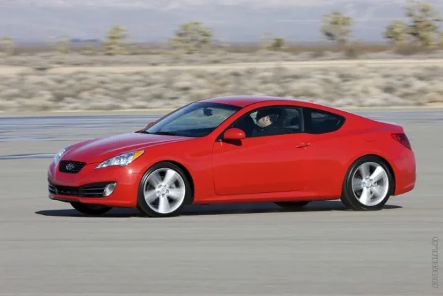 Hyundai Genesis Coupe 2008 купе — 12