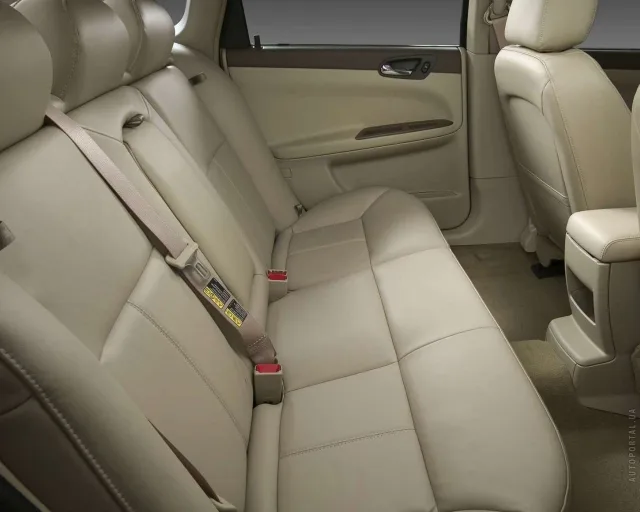 Chevrolet Impala 2005 sedan — 9