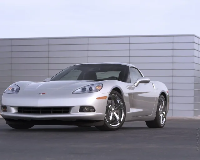 Chevrolet Corvette C6 спорткар — 16