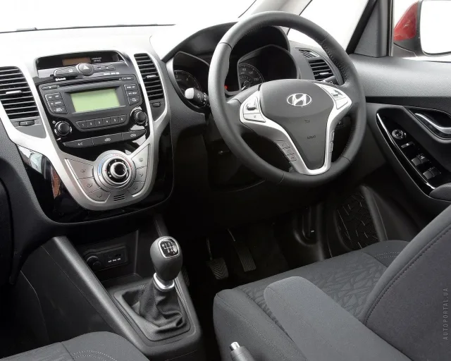 Hyundai ix20 microvan — 3
