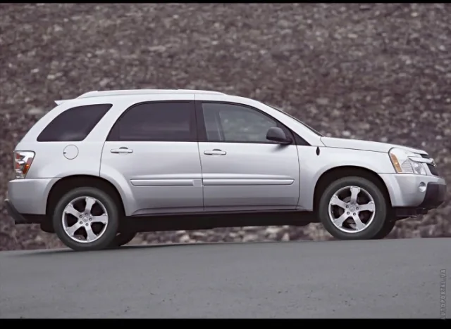Chevrolet Equinox кросовер — 20