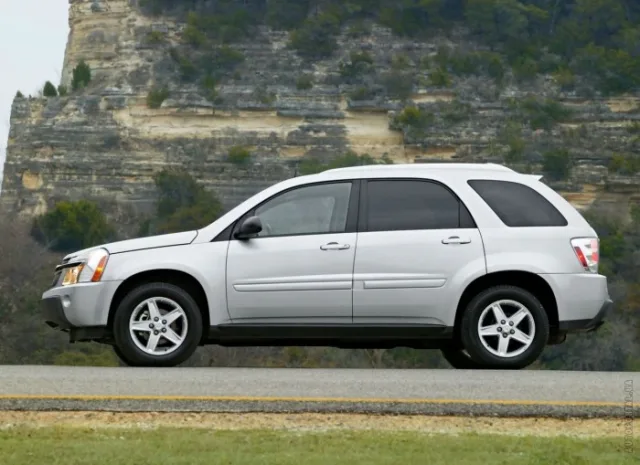Chevrolet Equinox кросовер — 11