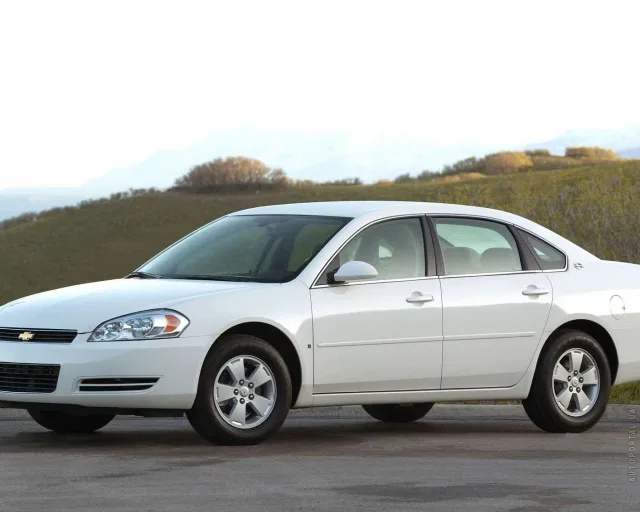 Chevrolet Impala 2005 sedan — 16