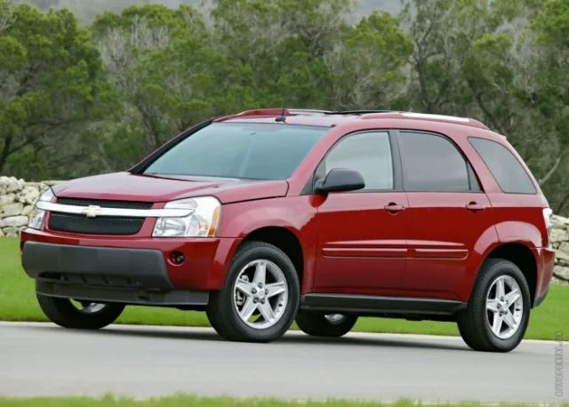 Chevrolet Equinox кросовер — 9