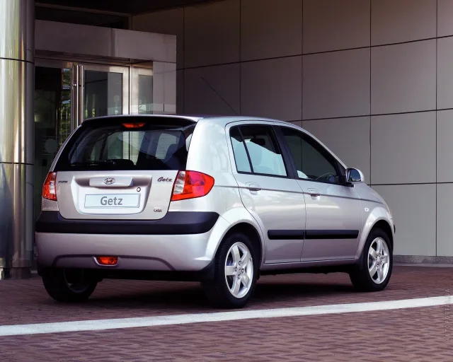 Hyundai Getz 5-дверний хетчбек — 11