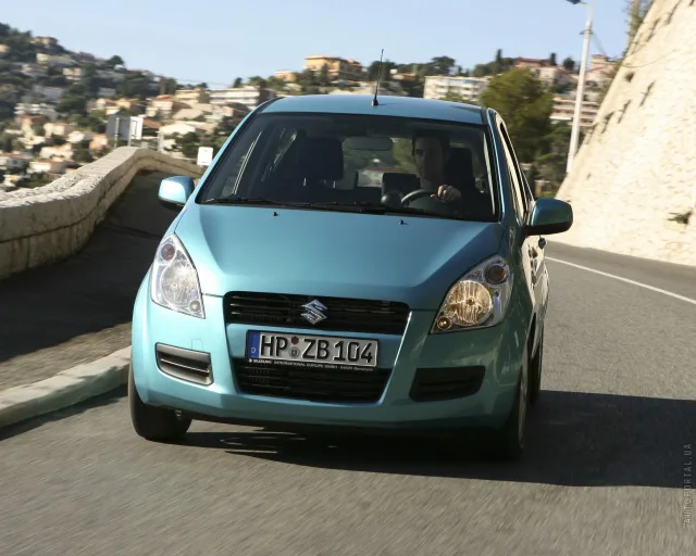 Suzuki Splash 1.2 MT GLS New — 9