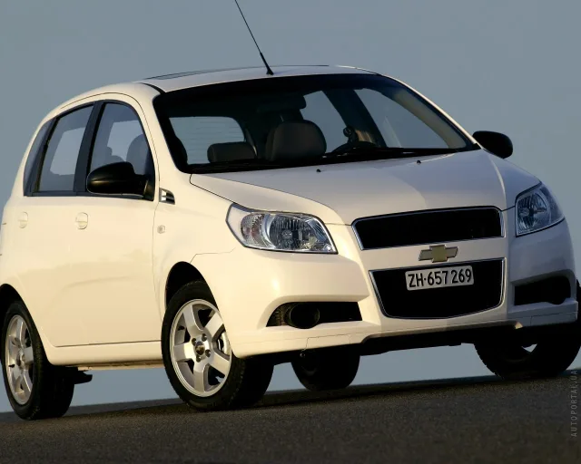 Chevrolet Aveo (Шевроле Авео) 5-ти дверный хэтчбек — 14