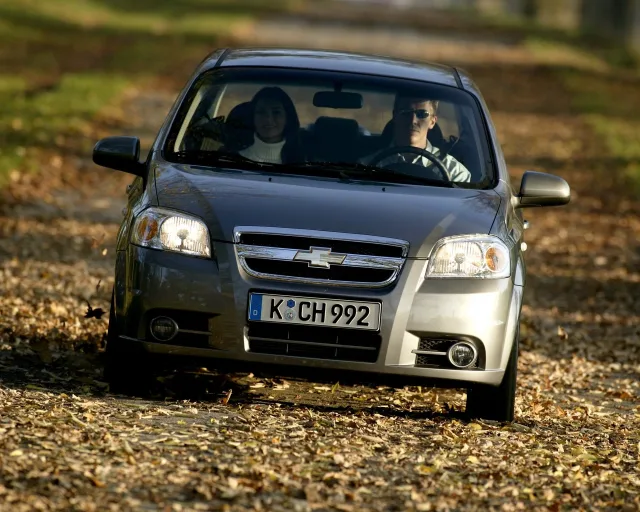 Chevrolet Aveo седан — 16