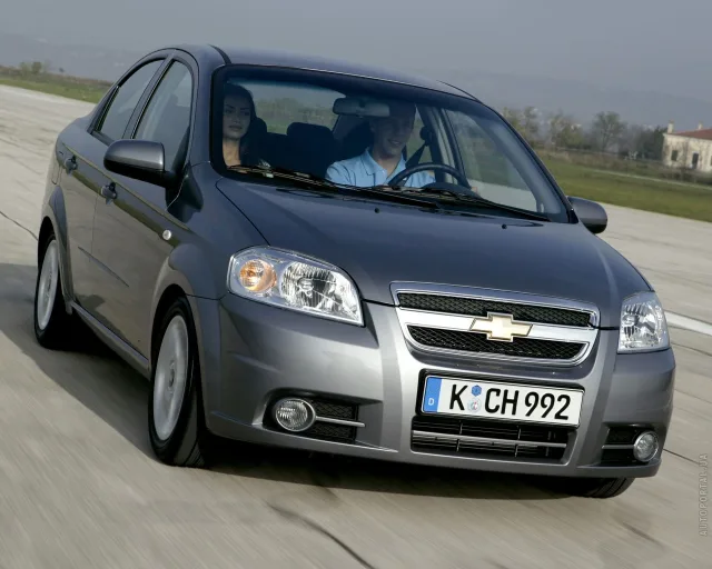Chevrolet Aveo седан — 24