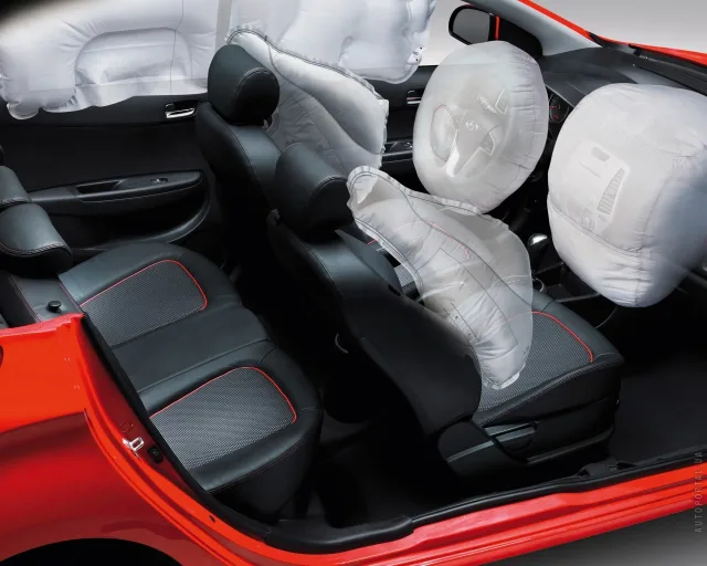Hyundai i20 1.4 MT Comfort — 24