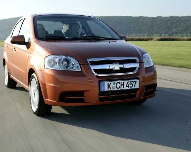 Chevrolet Aveo седан — 9