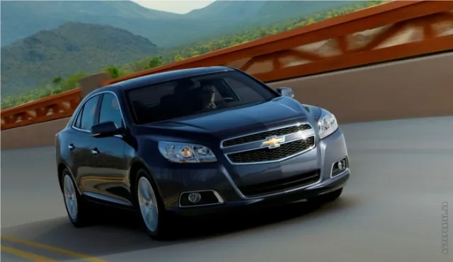 Chevrolet Malibu 2011 sedan — 12