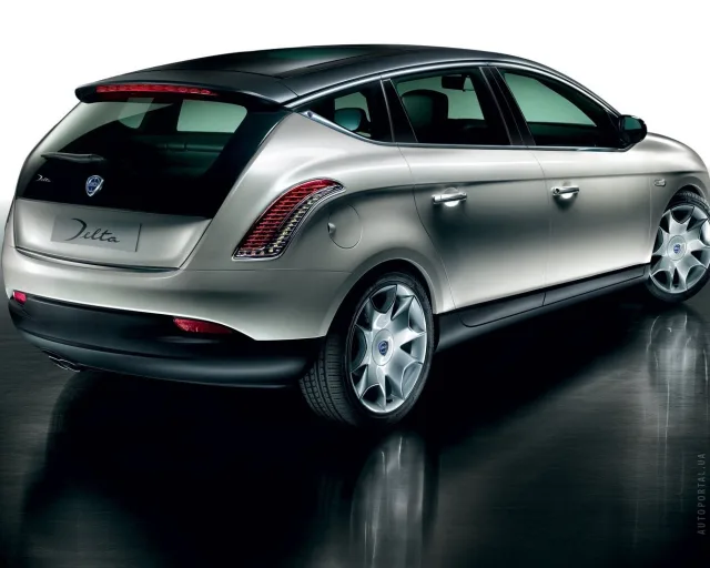 Lancia Delta (Лянча Дельта) хэтчбек — 19