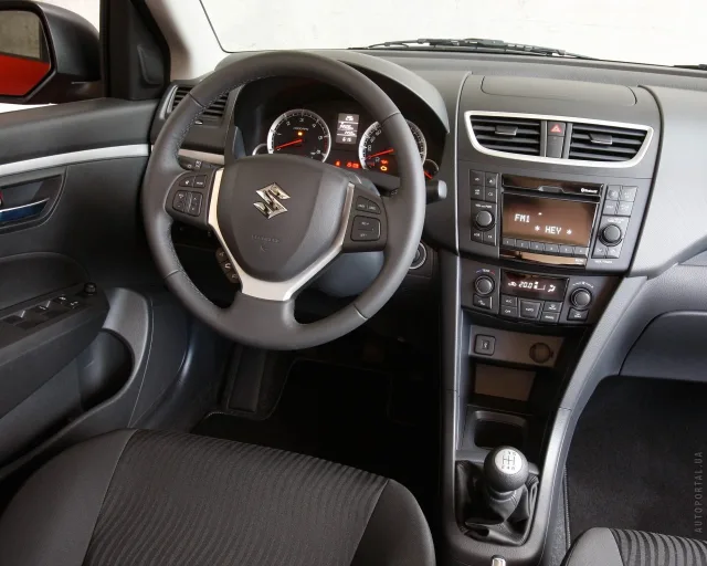 Suzuki Swift 1.2 MT GL — 2