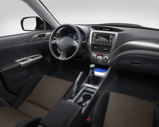 Subaru Impreza XV 2010 (Субару Импреза ХВ) хэтчбек — 2