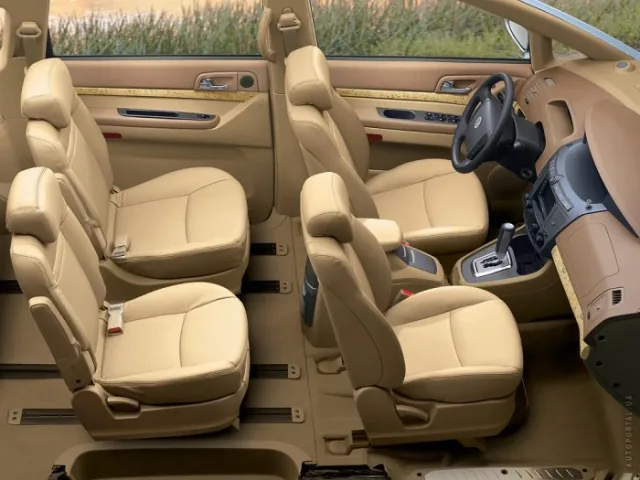 SsangYong Rodius мінівен — 7