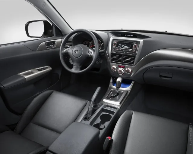 Subaru Impreza XV 2010 (Субару Импреза ХВ) хэтчбек — 4