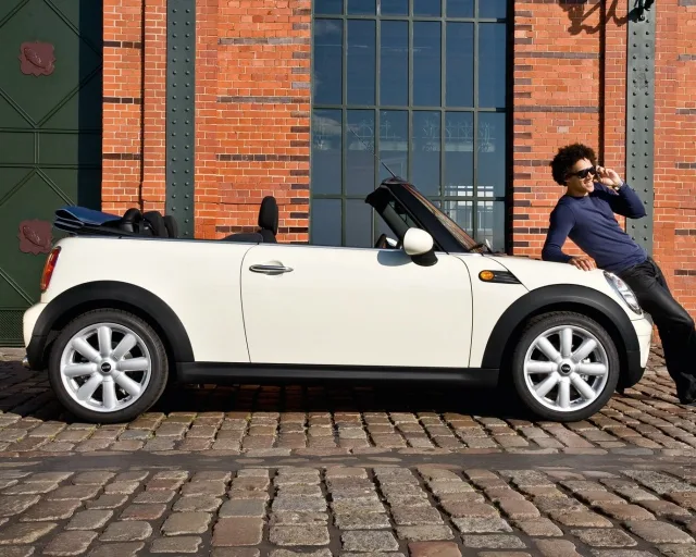 MINI Cooper 1.6 MT — 20