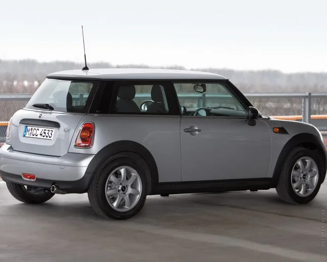 MINI One хетчбек — 8