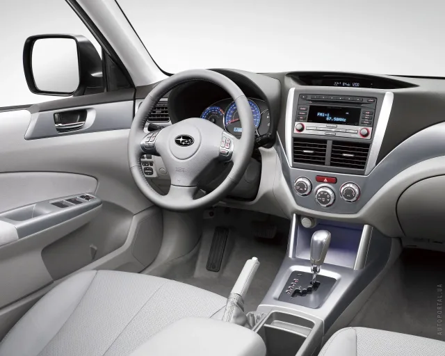 Subaru Forester 2.5 MT VR — 9