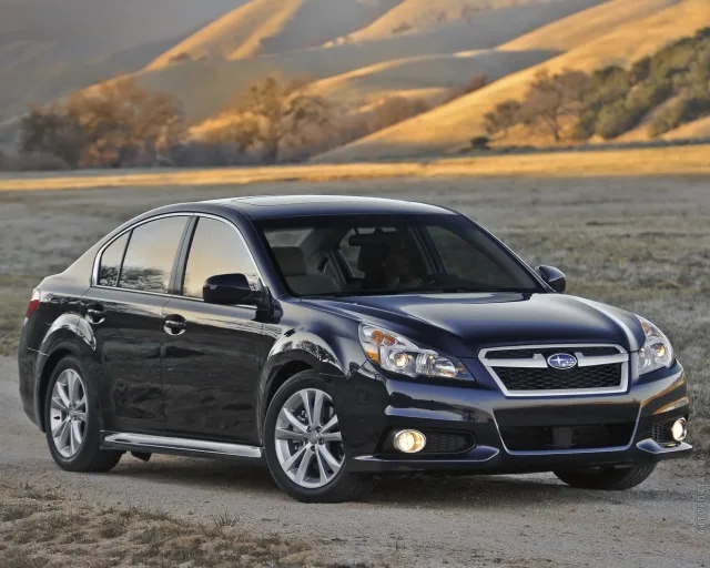 Subaru Legacy 2.5 FB MT base — 9