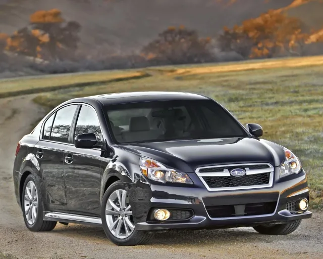 Subaru Legacy 2.5 FB MT base — 16
