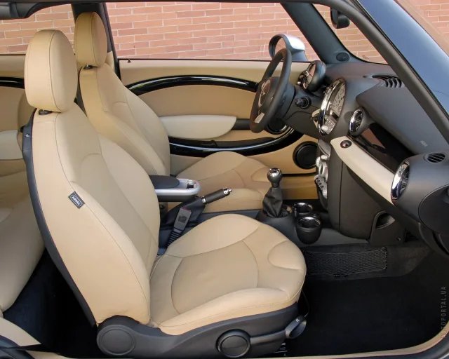 MINI One Clubman (Мини Ван Клабмен) универсал — 13