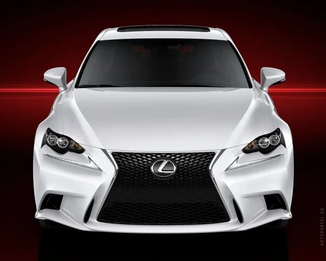 Lexus IS 2013 sedan — 10