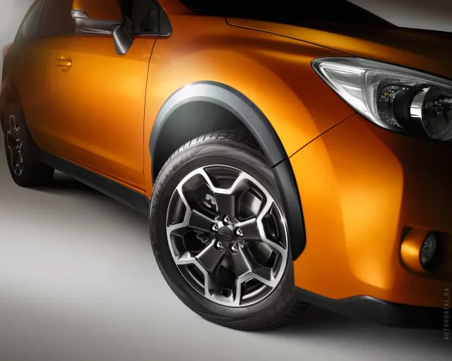 Subaru XV 2011 кросовер — 25