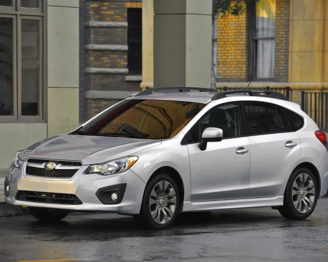 Subaru Impreza 2.0i AT — 24