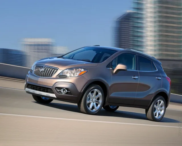 Buick Encore кросовер — 10