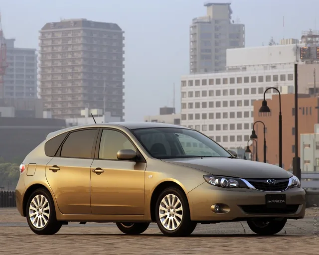 Subaru Impreza 2008 хетчбек — 16