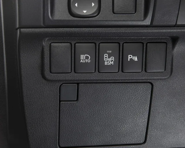 Lexus ES 2012 sedan — 7