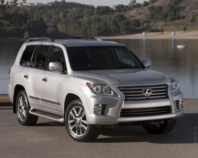 Lexus LX 2012 SUV — 17